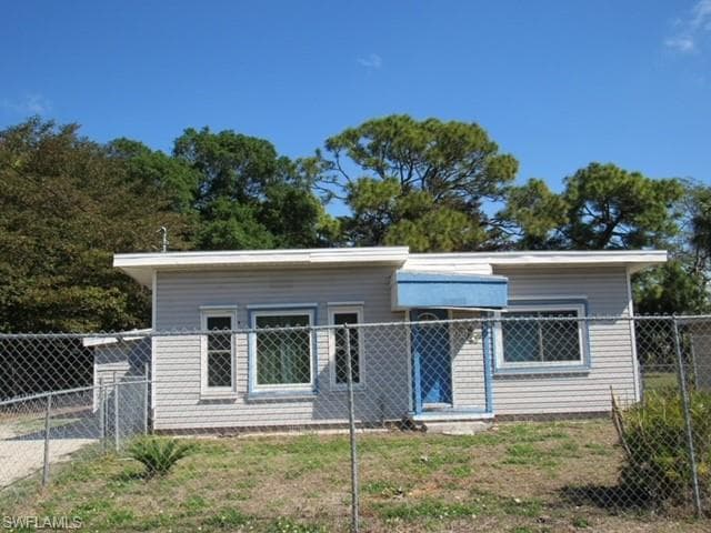2365 Canal ST FORT MYERS, FL 33901