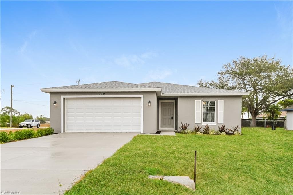 719 SW 13th TER CAPE CORAL, FL 33991