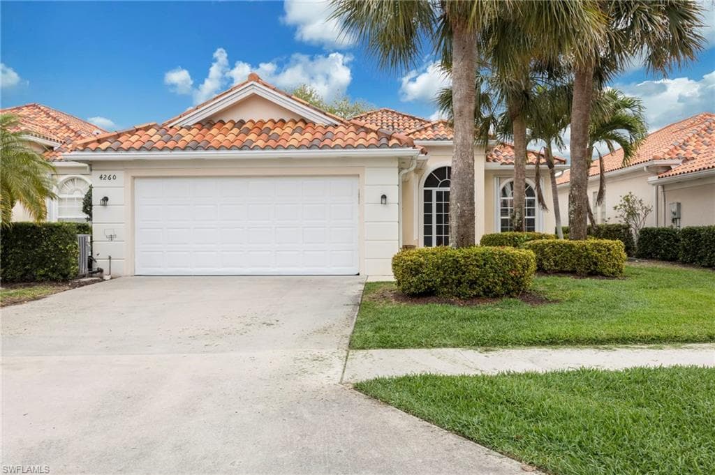 4260 Montalvo CT NAPLES, FL 34109