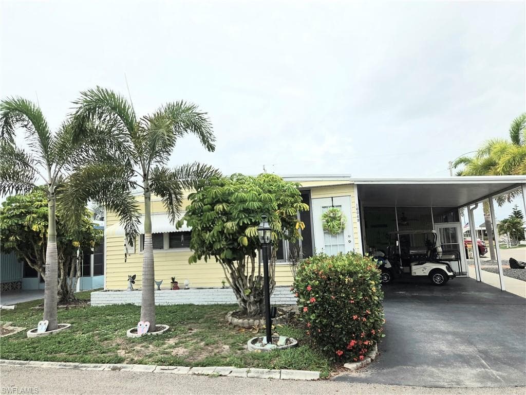 16049 Hibiscus WAY NORTH FORT MYERS, FL 33903