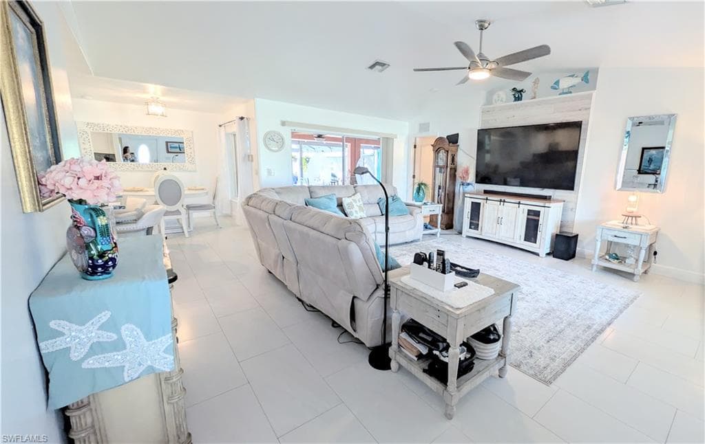 2907 NW 5th PL CAPE CORAL, FL 33993