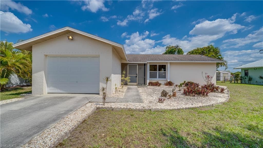 19 NE 20th PL CAPE CORAL, FL 33909