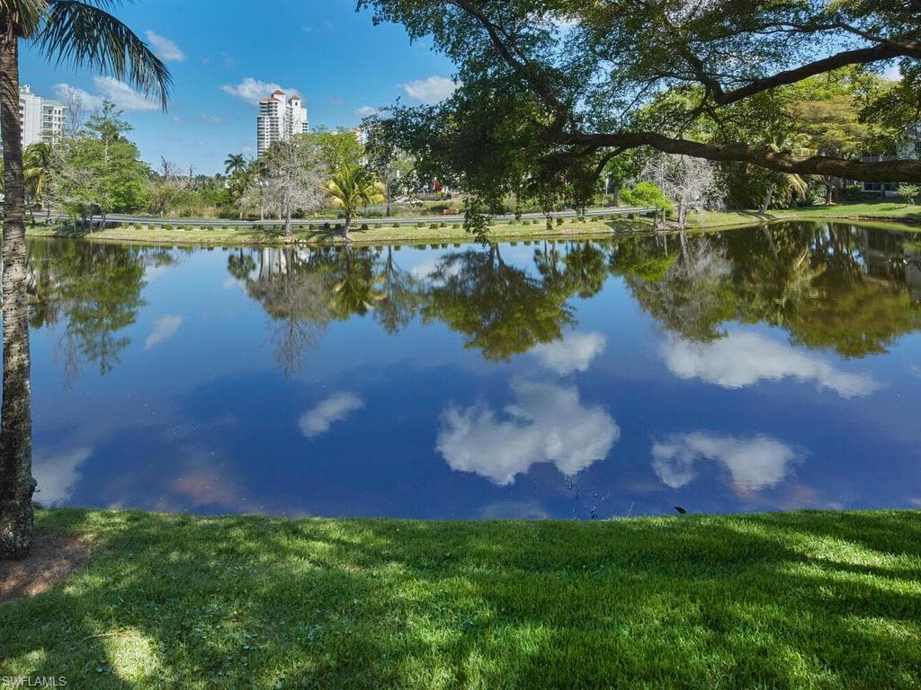 26932 Montego Pointe CT 201 BONITA SPRINGS, FL 34134