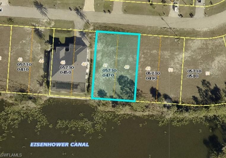 1172 NE 44th LN CAPE CORAL, FL 33909