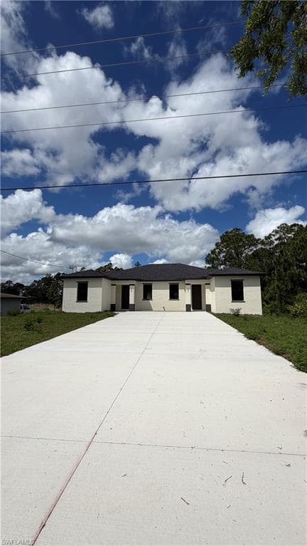 496-498 Bell BLVD S LEHIGH ACRES, FL 33974