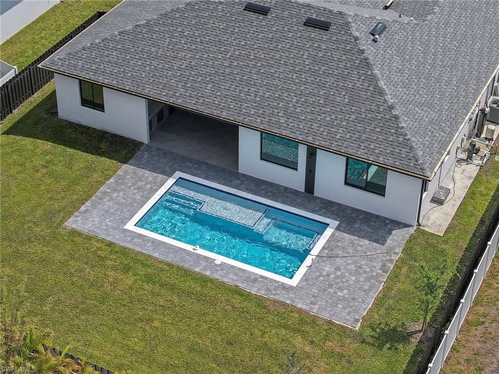 2015 21st ST CAPE CORAL, FL 33993