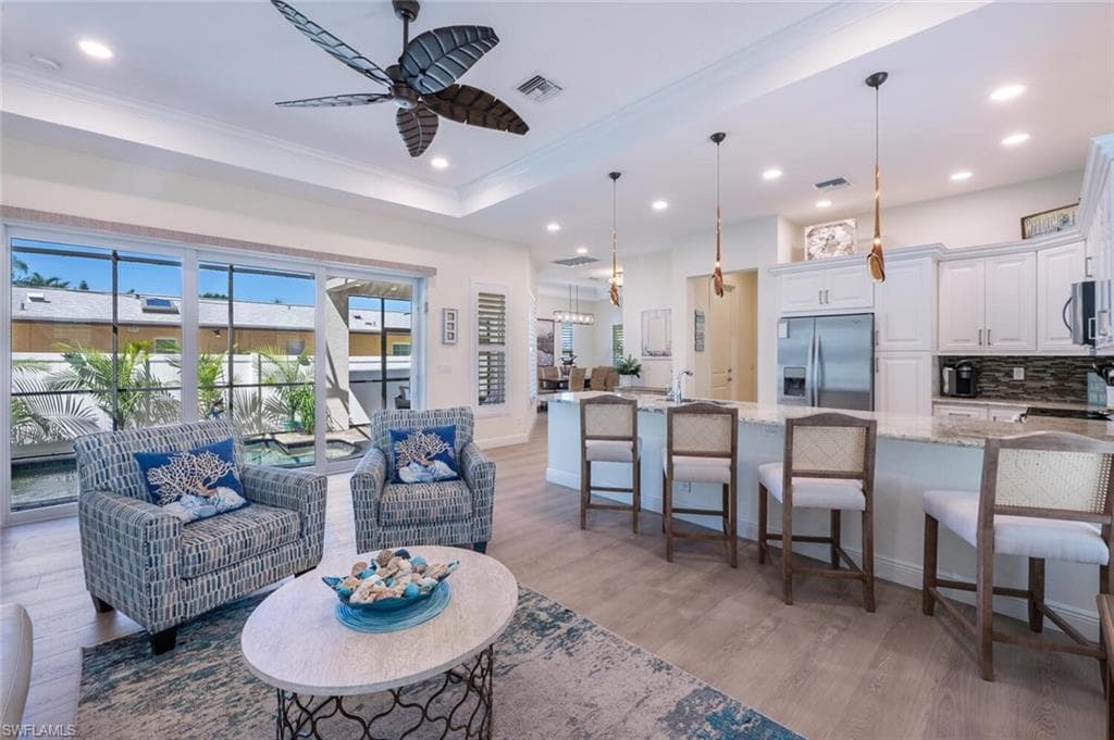 730 95th AVE N NAPLES, FL 34108