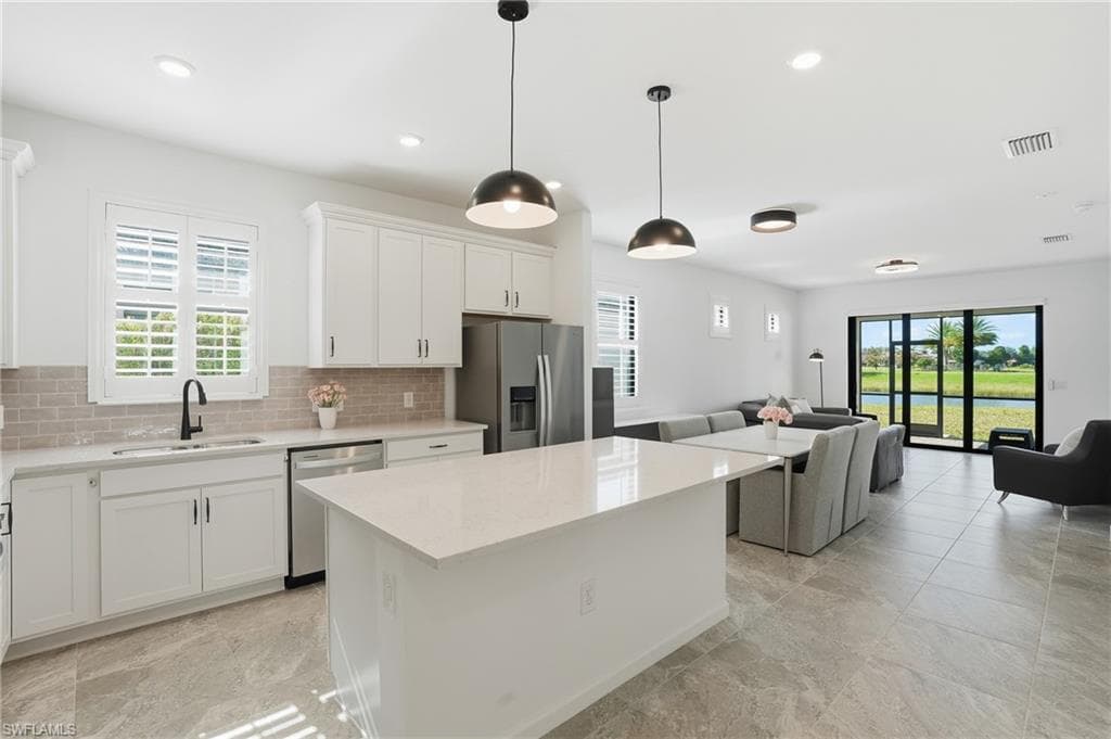 1645 Serena AVE NAPLES, FL 34120