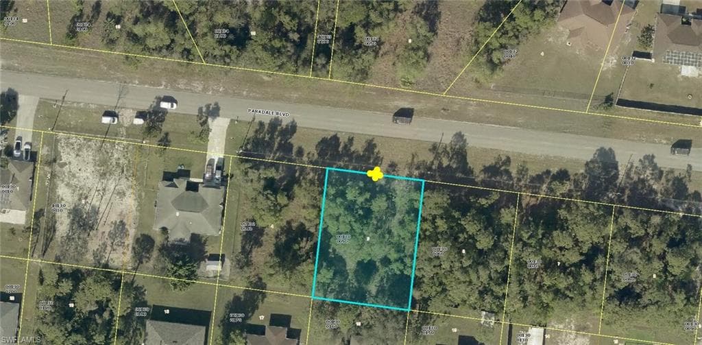 416 Parkdale BLVD LEHIGH ACRES, FL 33974