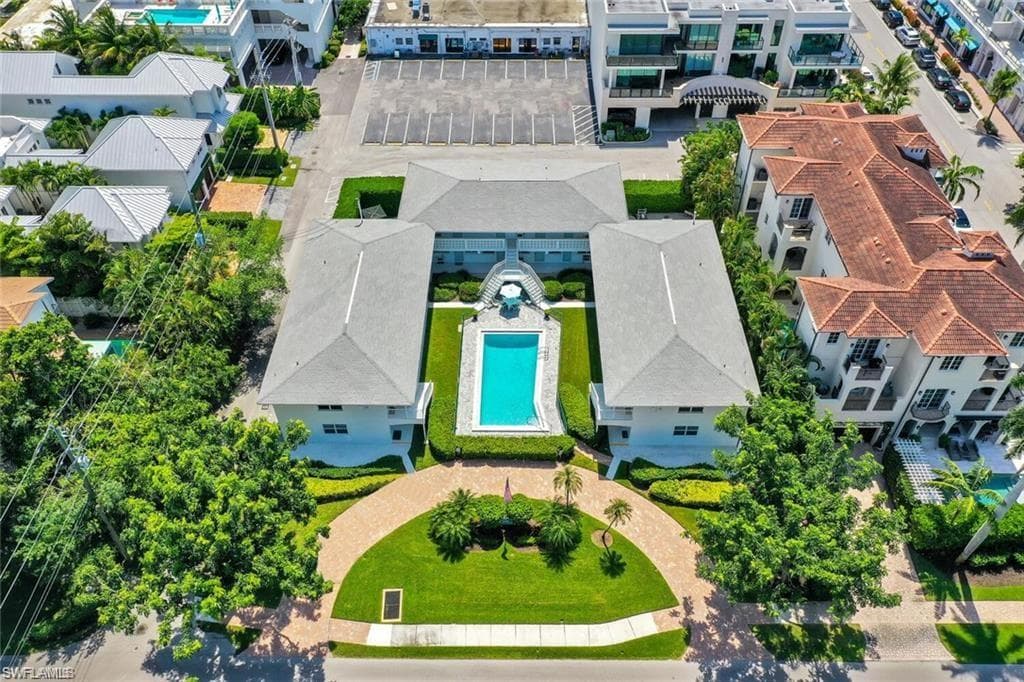 546 4th AVE S 7 NAPLES, FL 34102