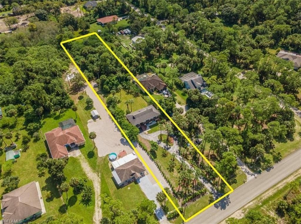 1740 16th ST NE NAPLES, FL 34120