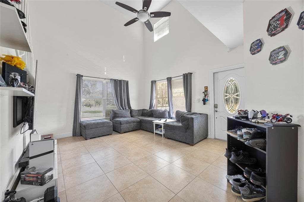 441 3rd ST SW NAPLES, FL 34117