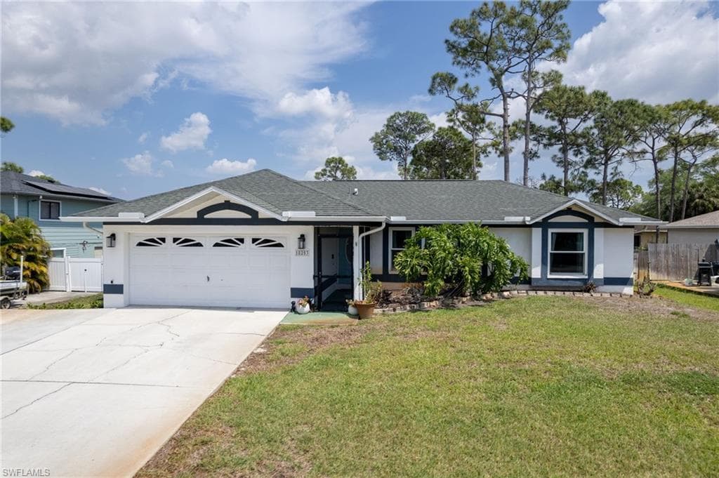 18253 Maple RD FORT MYERS, FL 33967