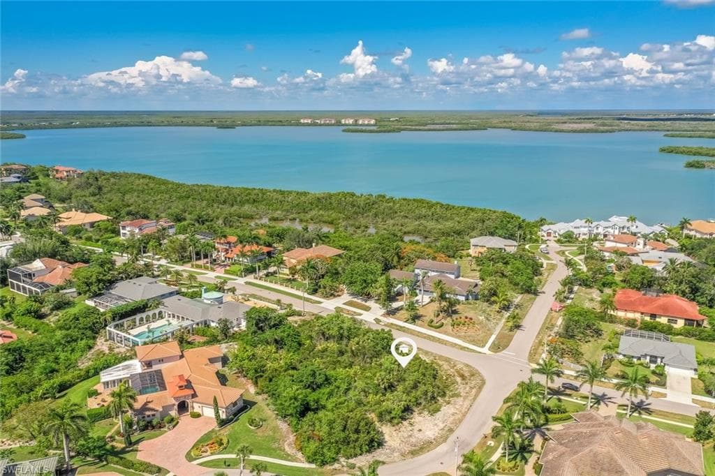 790 Inlet DR MARCO ISLAND, FL 34145