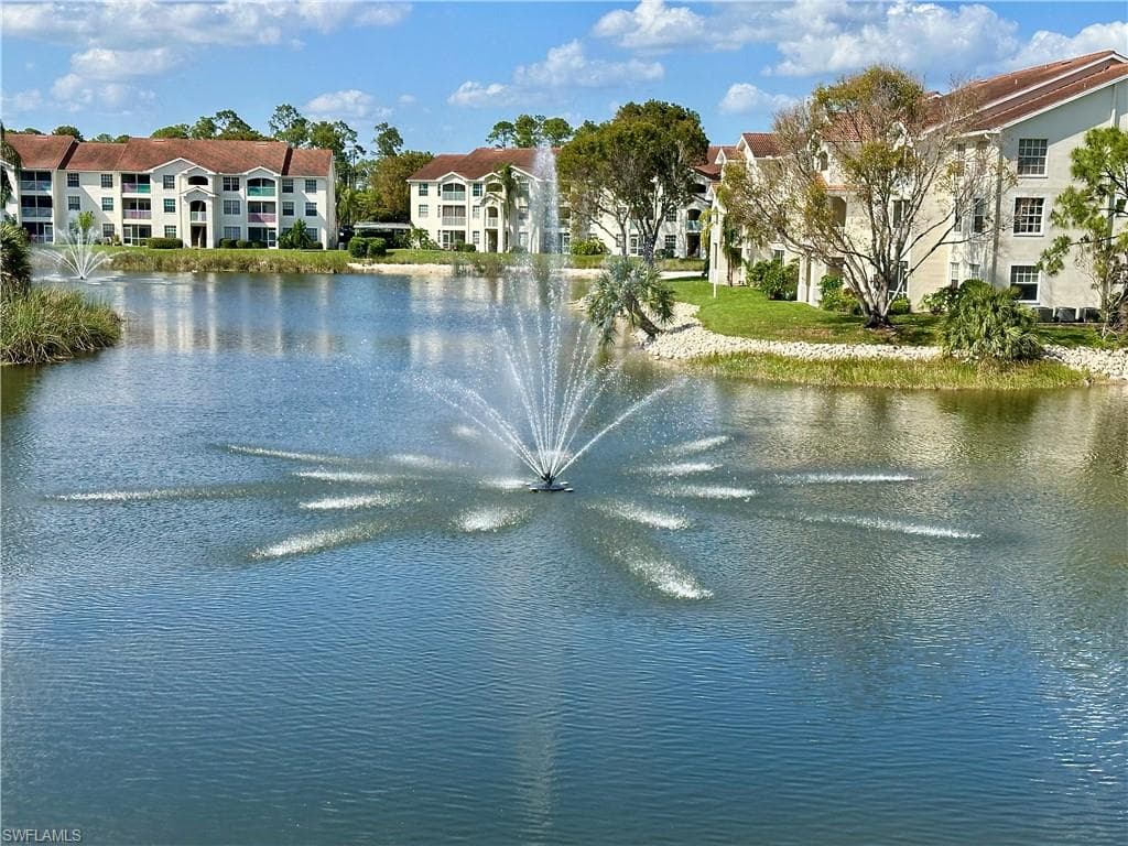 4650 Saint Croix LN 721 NAPLES, FL 34109