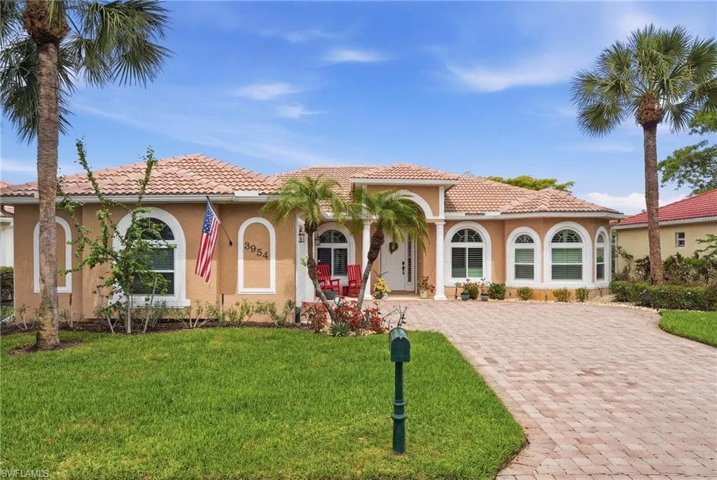3954 Recreation LN NAPLES, FL 34116