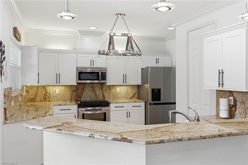 104 12th AVE NW NAPLES, FL 34120