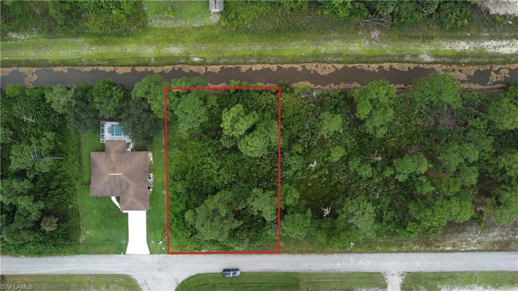1112 AMHERST ST E LEHIGH ACRES, FL 33974