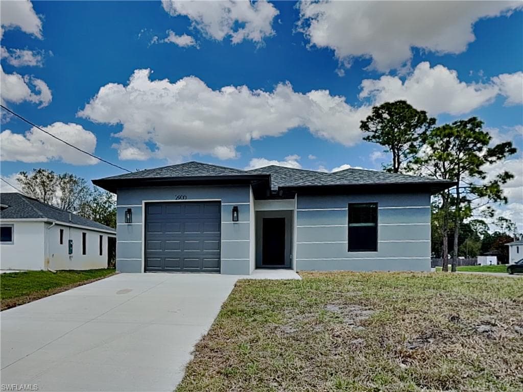 3201 23rd ST SW LEHIGH ACRES, FL 33971