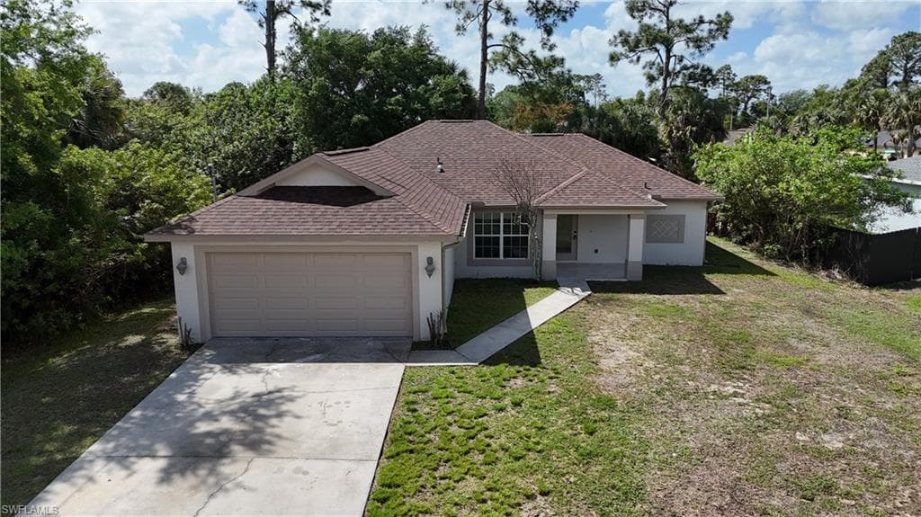 2907 12th ST W LEHIGH ACRES, FL 33971