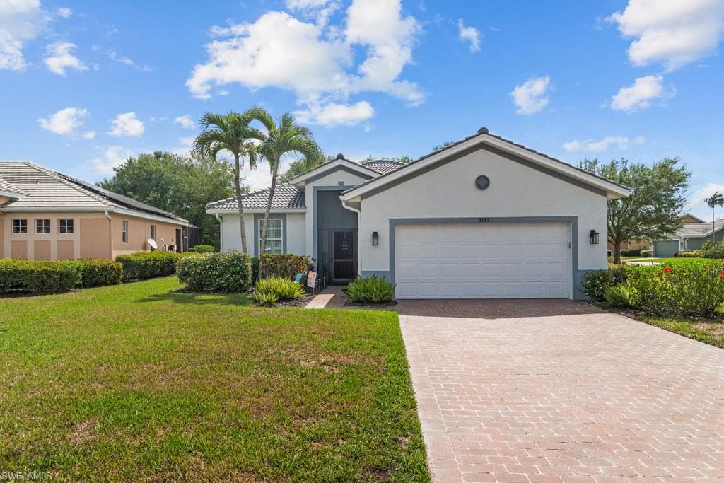 3284 Magnolia Landing LN NORTH FORT MYERS, FL 33917
