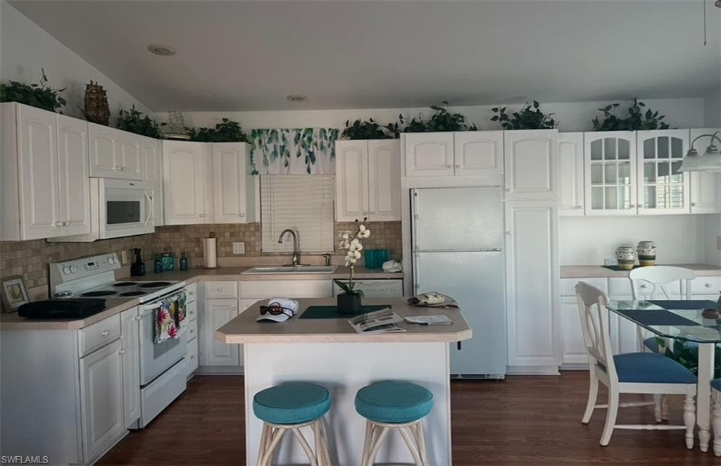 11061 Sunglow LN FORT MYERS, FL 33908