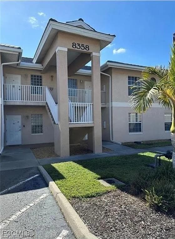 8358 Bernwood Cove LOOP 704 FORT MYERS, FL 33966