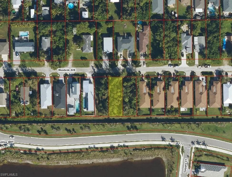 woodside AVE NAPLES, FL 34112