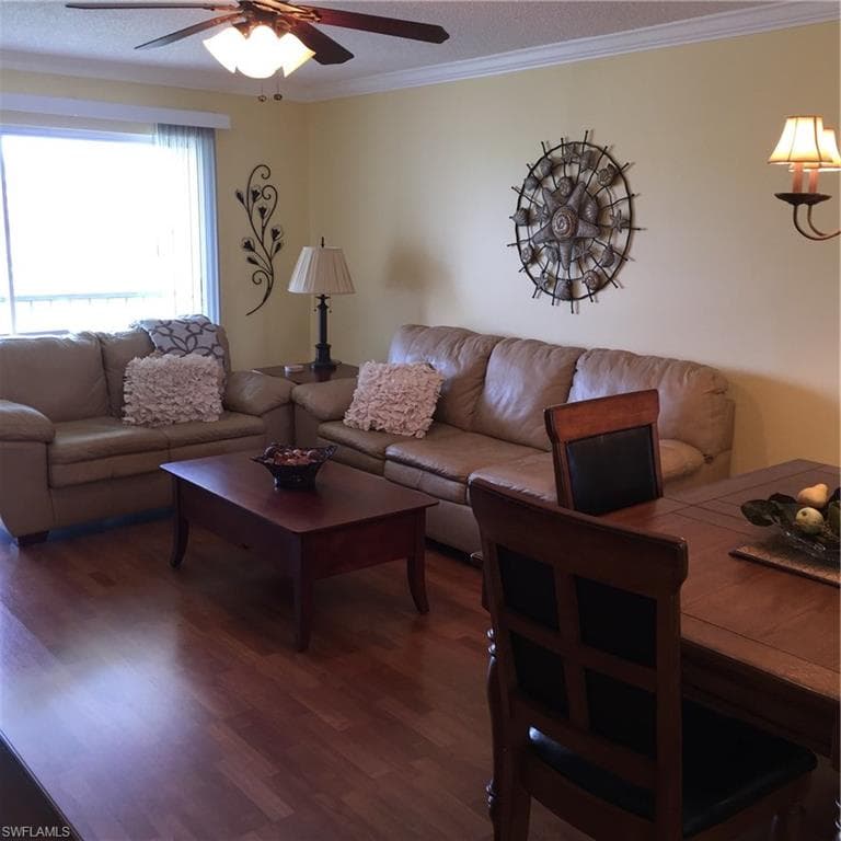 200 Forest Lakes BLVD 303 NAPLES, FL 34105