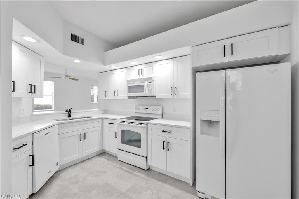 365 Stella Maris DR N 2901 NAPLES, FL 34114