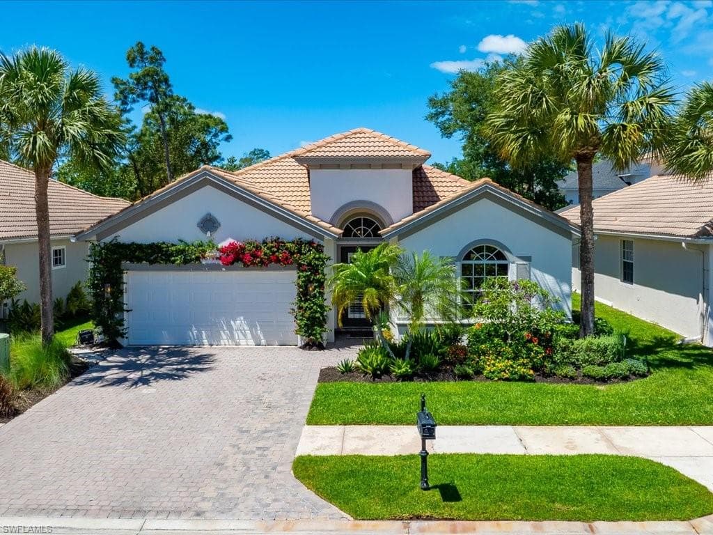 16196 Parque LN NAPLES, FL 34110