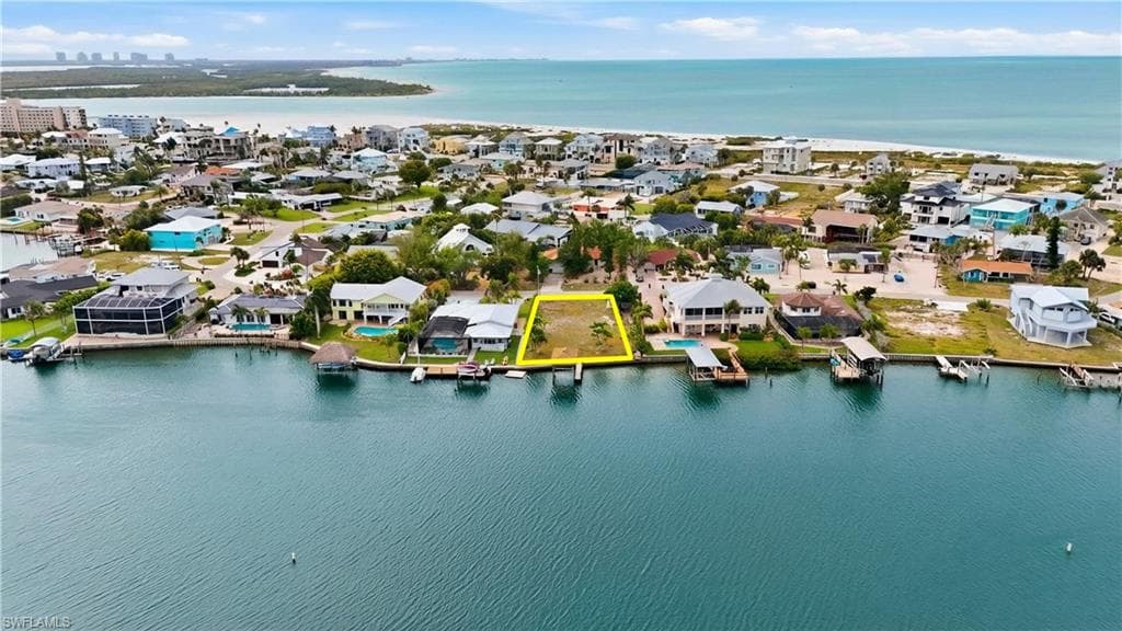 8061 Lagoon RD FORT MYERS BEACH, FL 33931