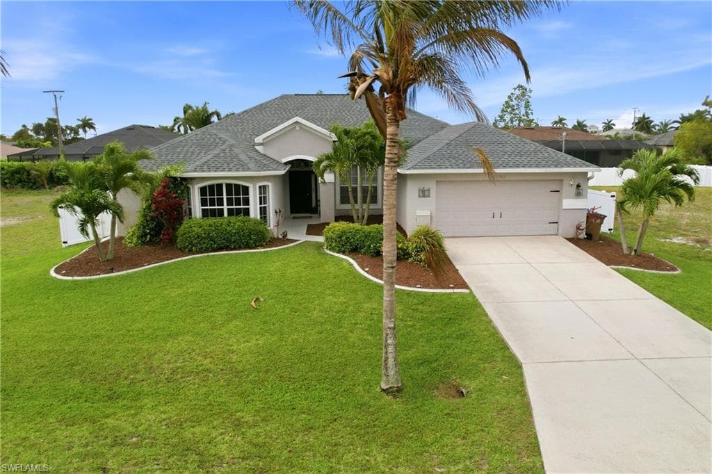 1910 SW 39th ST CAPE CORAL, FL 33914