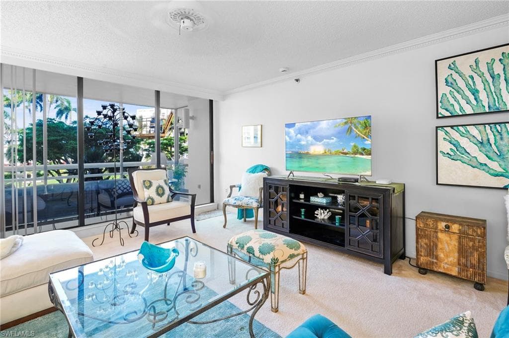 3100 Gulf Shore BLVD N 104 NAPLES, FL 34103