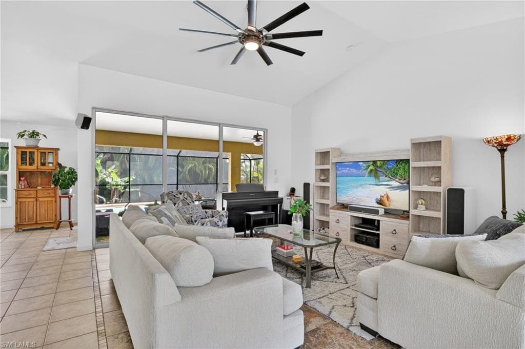 3809 Agualinda BLVD CAPE CORAL, FL 33914