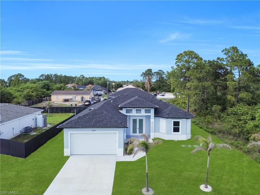 2704 15th ST SW LEHIGH ACRES, FL 33976
