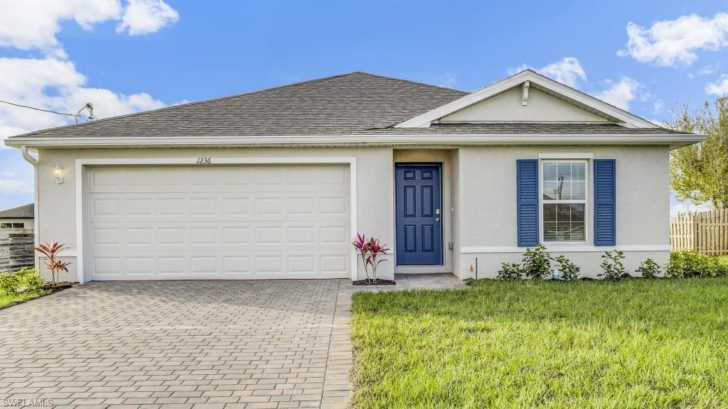 5044 TRADEWINDS CIR LABELLE, FL 33935