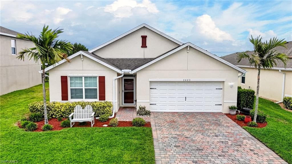 3425 Cancun CT CAPE CORAL, FL 33909