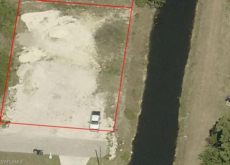 2800 10th ST W LEHIGH ACRES, FL 33971