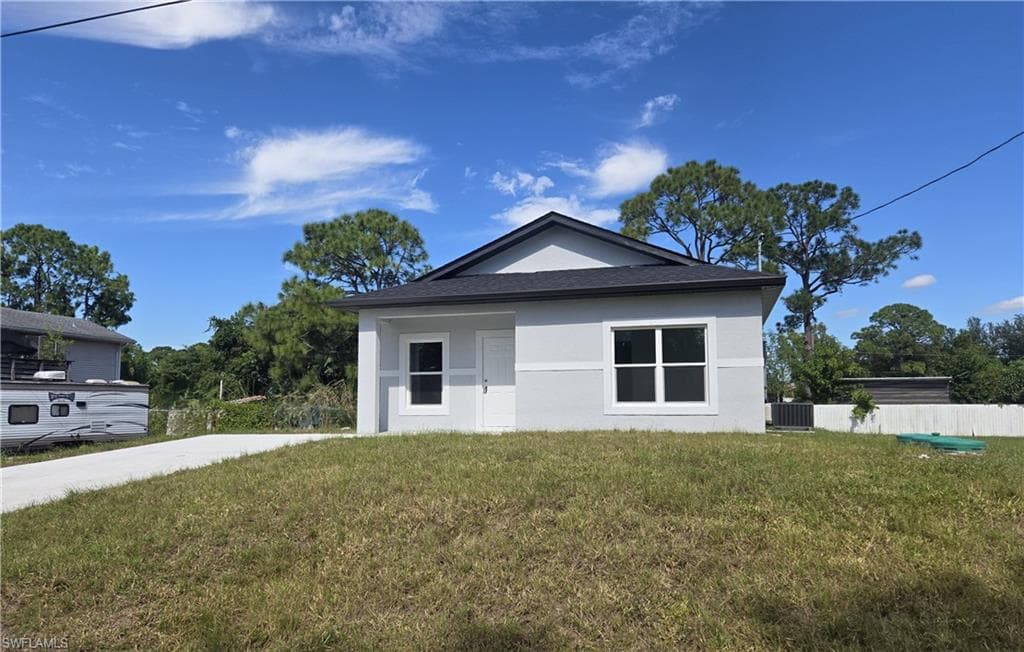 1150 Rahway ST LEHIGH ACRES, FL 33974