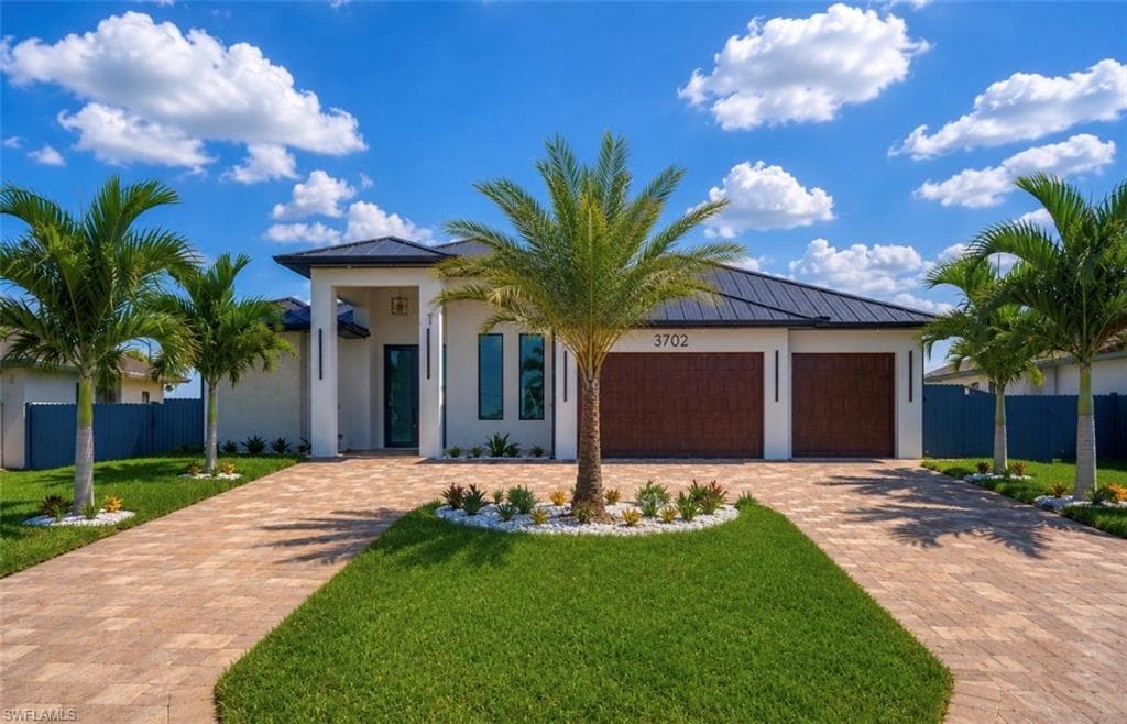 3702 Ceitus PKWY CAPE CORAL, FL 33991
