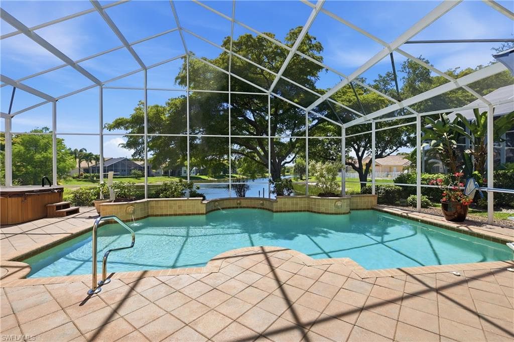 9277 Springview LOOP ESTERO, FL 33928