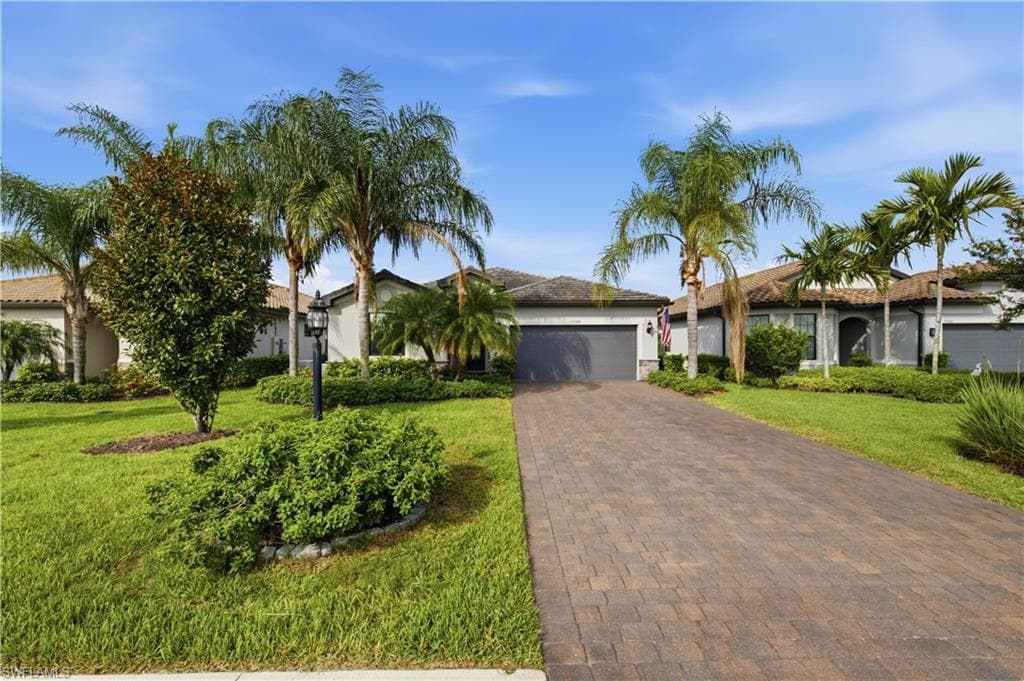 19584 Utopia LN ESTERO, FL 33928
