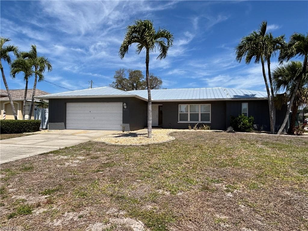 4472 Coronado PKWY CAPE CORAL, FL 33904