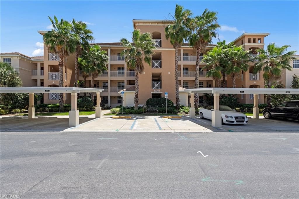 10791 Palazzo WAY 101 FORT MYERS, FL 33913