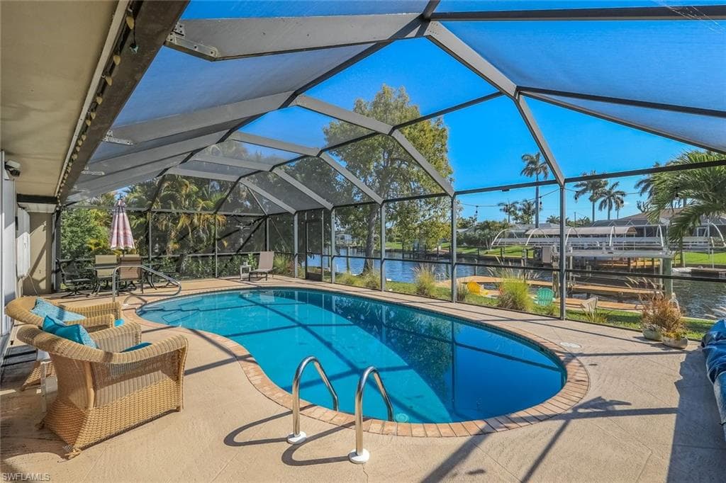 4305 1st AVE CAPE CORAL, FL 33904