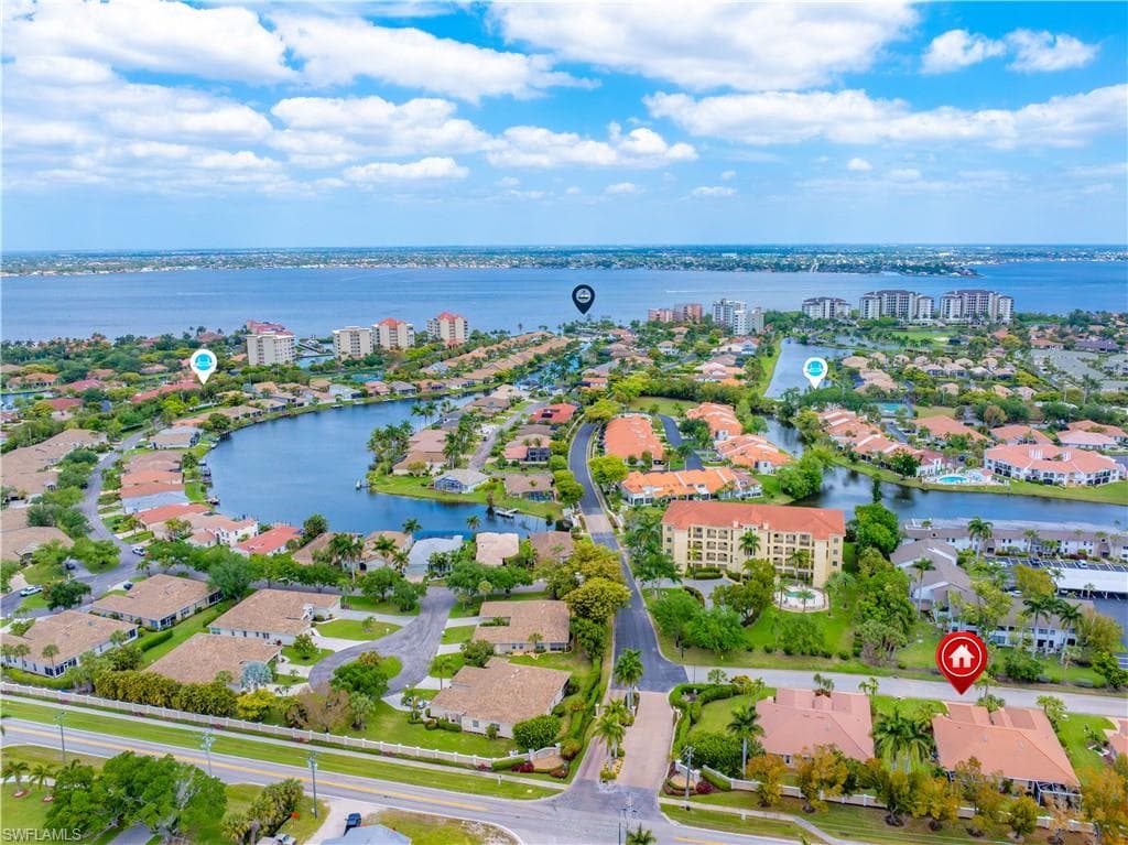5472 Peppertree DR FORT MYERS, FL 33908