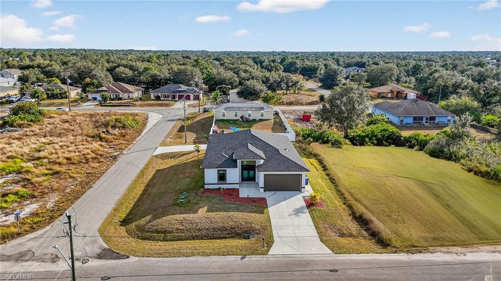 2513 69th ST W LEHIGH ACRES, FL 33971