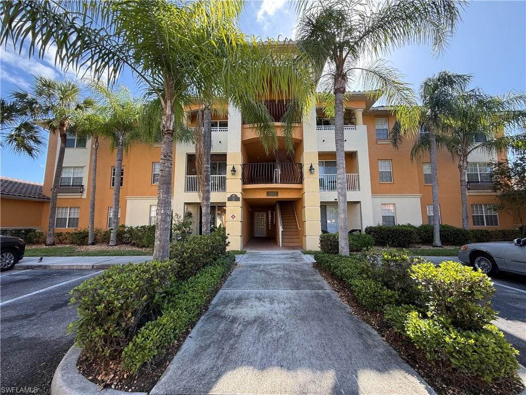 3973 Pomodoro CIR 301 CAPE CORAL, FL 33909