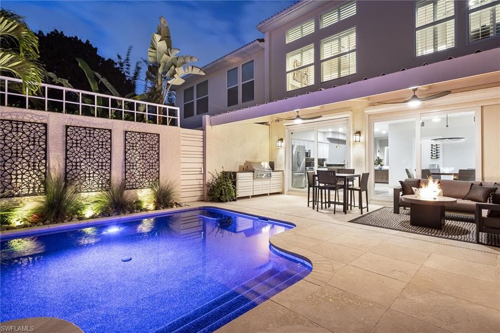 1070 5th ST S NAPLES, FL 34102